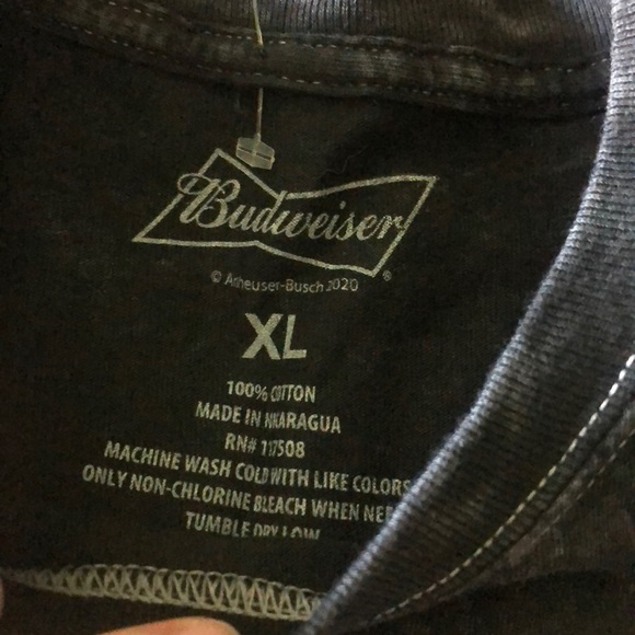 Budweiser NWOT Distressed Graphic Cropped Tee - Picture 3 of 3